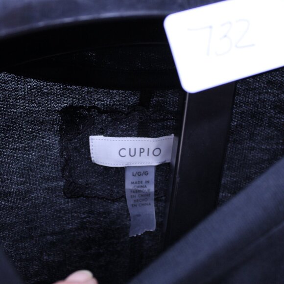 Cupio Black Rolled Sleeve Tee - Picture 5 of 9